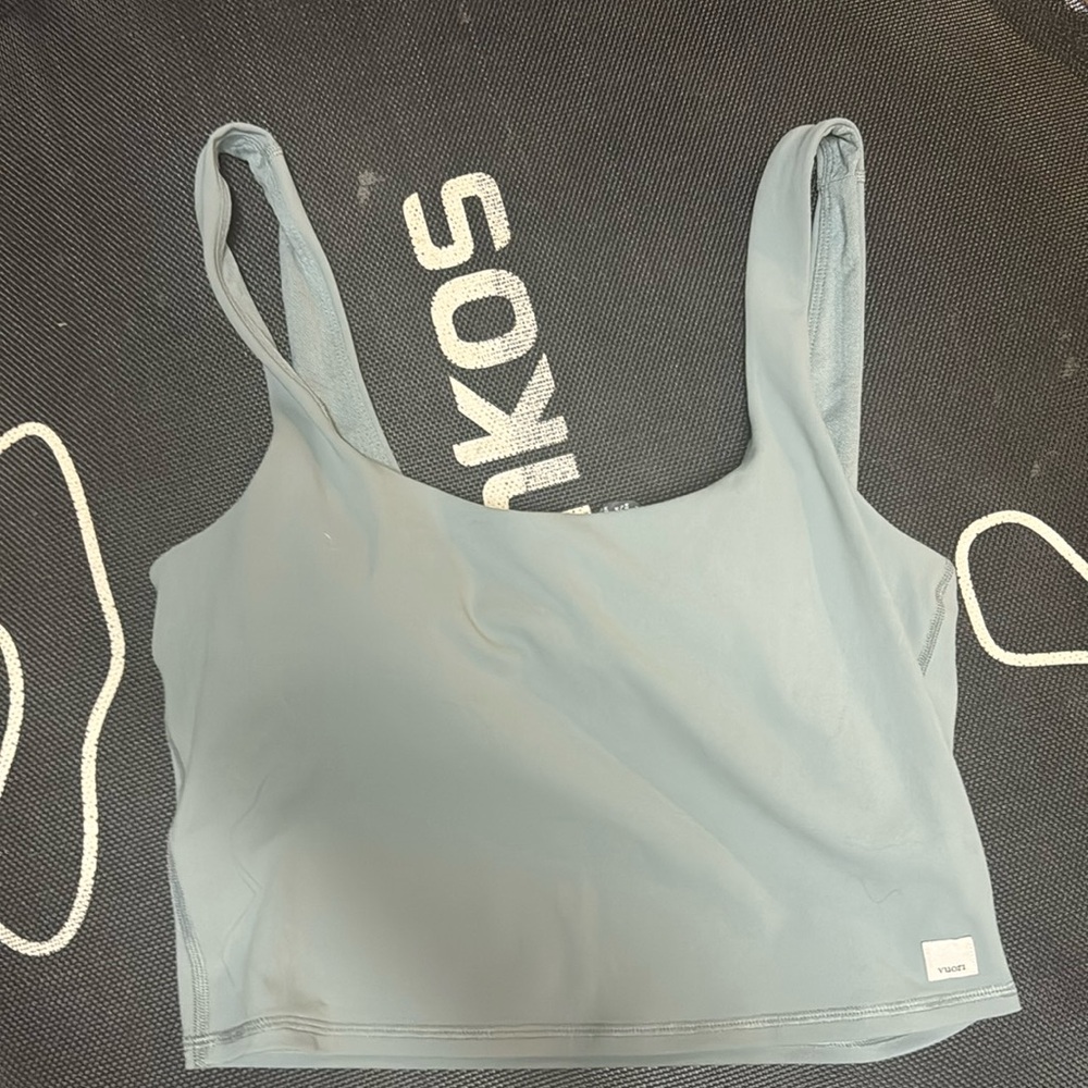 NWOT Vuori Daily Crop Tank, medium, stormy blue gray